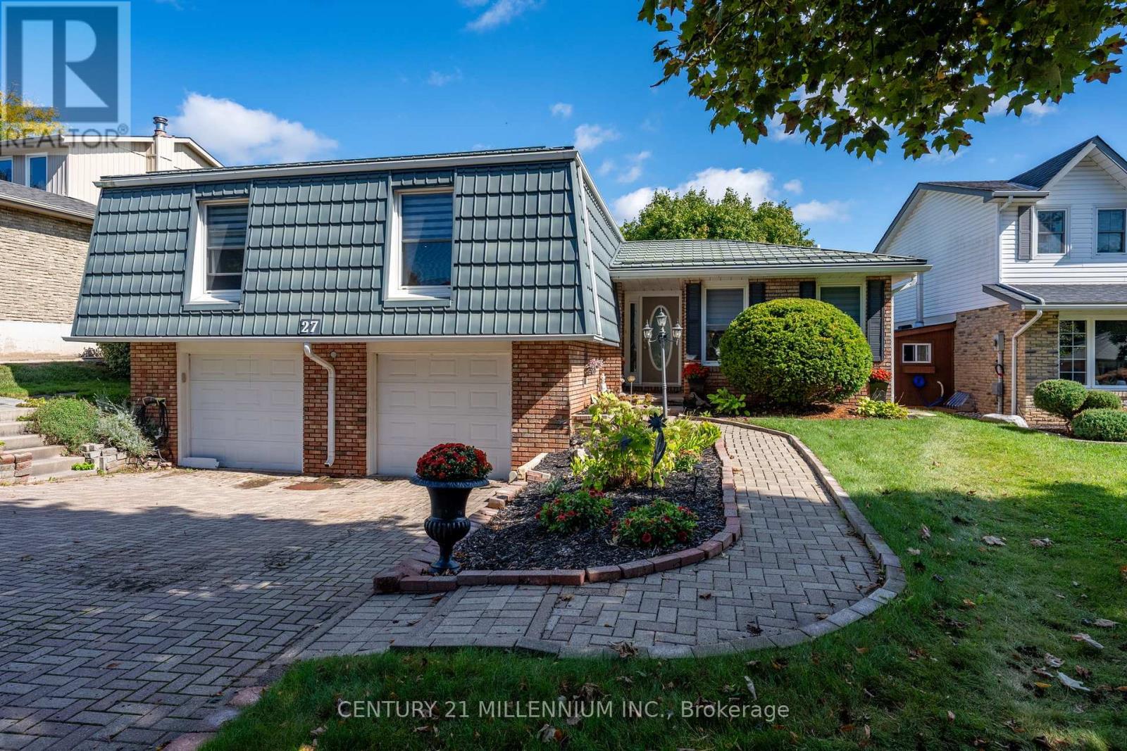 27 Hillside Dr, Halton Hills, ON L7G 4W2
