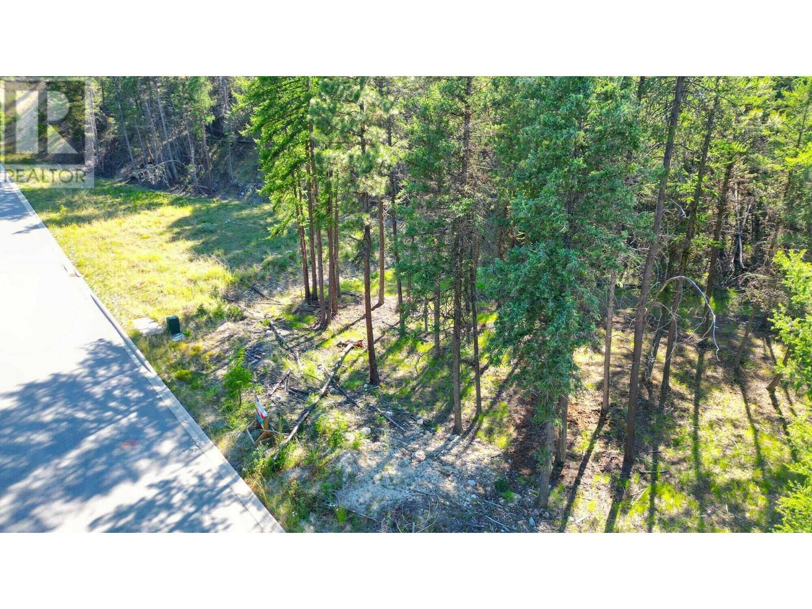 211 River Dr, Cranbrook, BC V1C 7C3