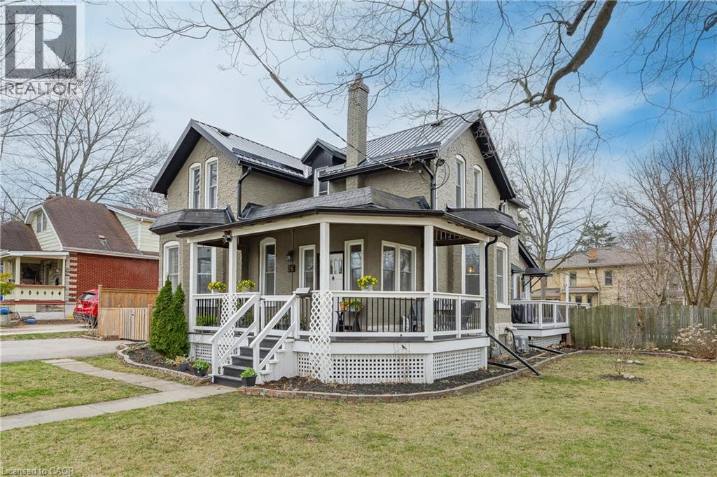 26 James St, Cambridge, ON N1S 1C5