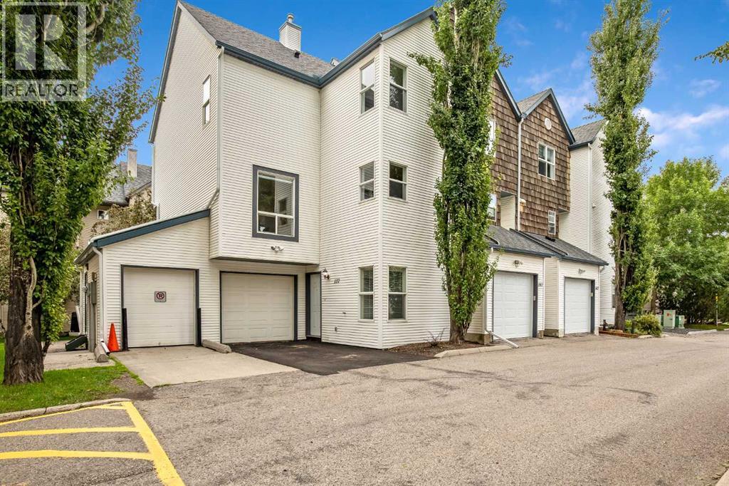 137 Bridlewood Ln SW, Calgary, AB T2Y 3X8