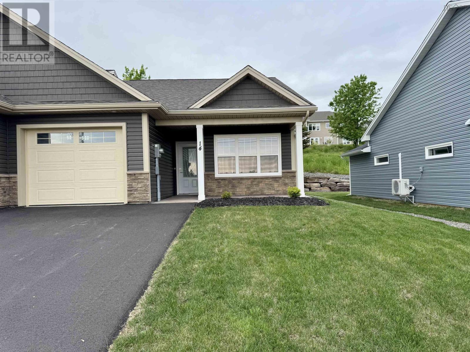 14 Goldenrod Ct, Falmouth, NS B0N 1L0
