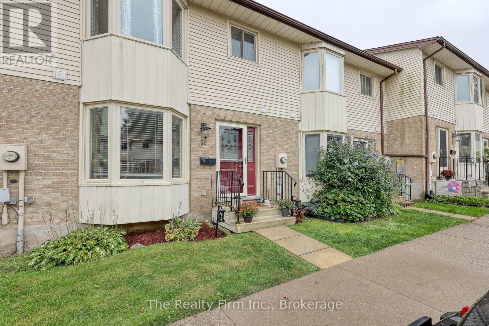11 275 George St, Ingersoll, ON N5C 4A9