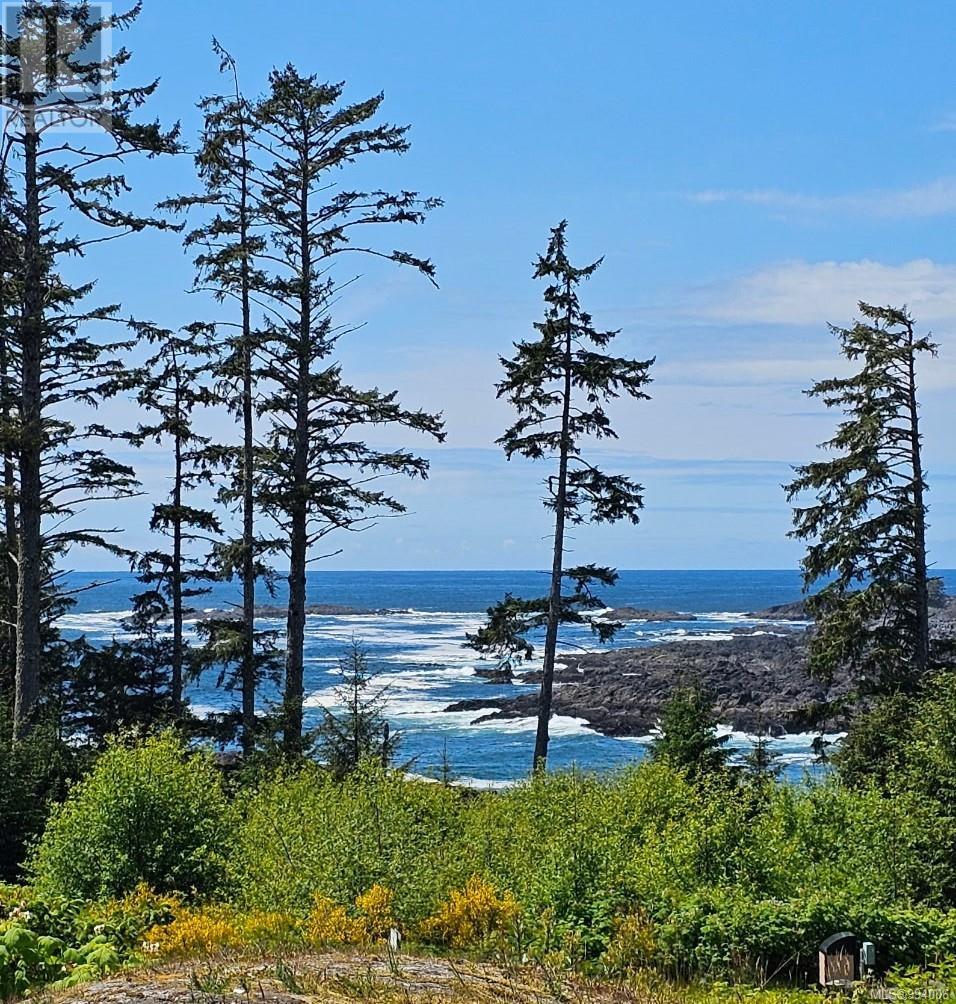 545 Marine Dr Unit 104 Dr, Ucluelet, BC V0R 3A0