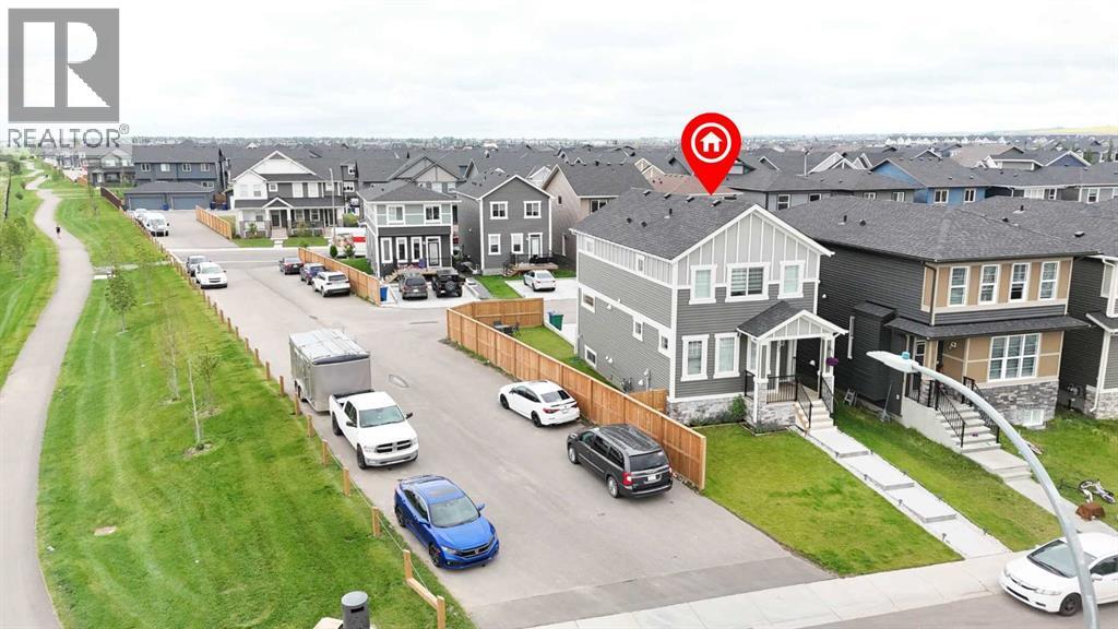 117 Midtown Close SW, Airdrie, AB T4B 5G9