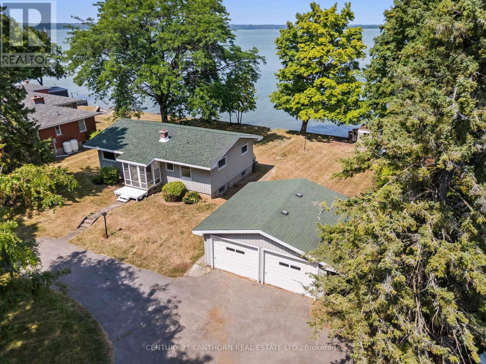 11468 Loyalist Pkwy, Prince Edward County Picton, ON K0K 2T0