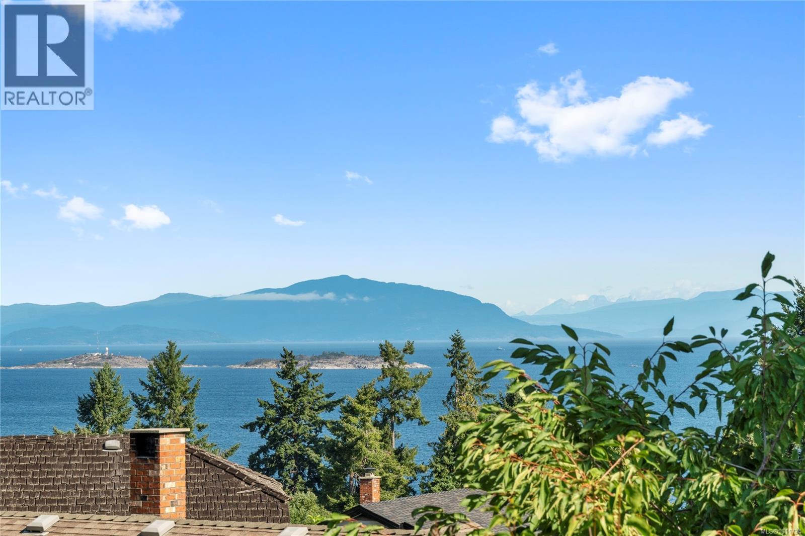 6782 Dickinson Rd, Nanaimo, BC V9V 1A2