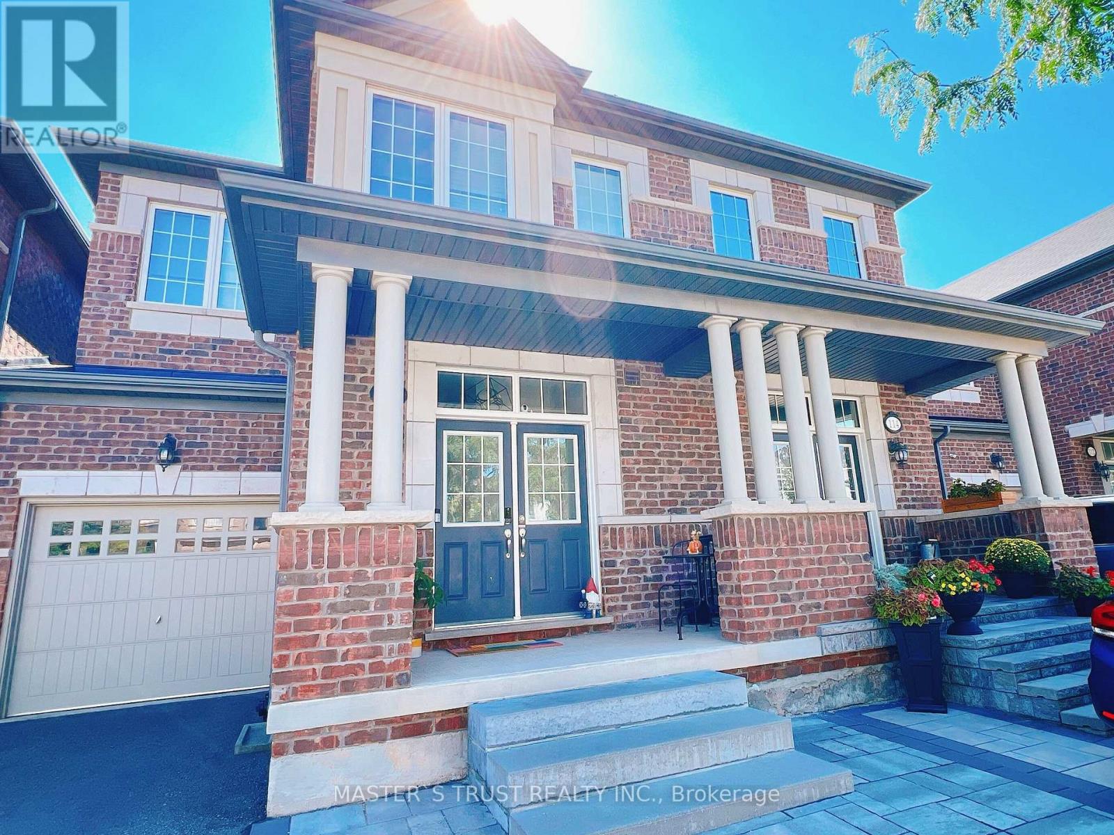 116 Orchardcroft Rd S, Oakville, ON L6H 7C3