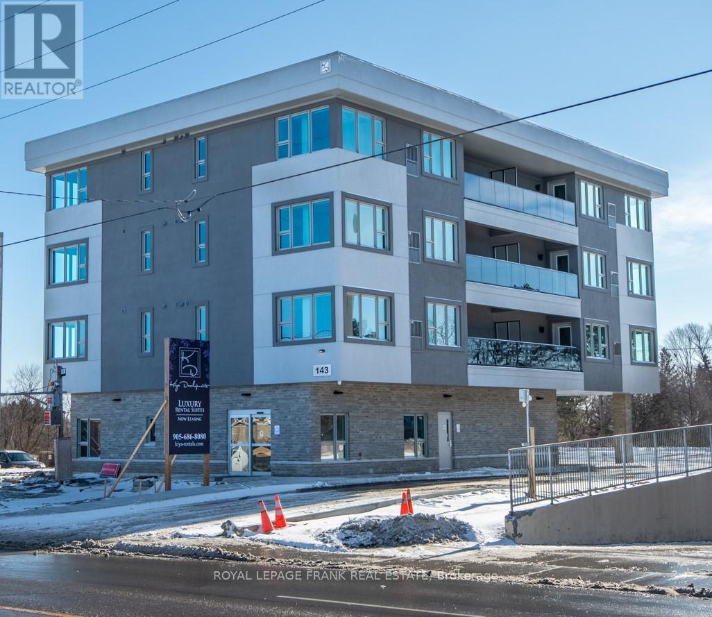 143 Bloor St W, Oshawa, ON L1J 6G9