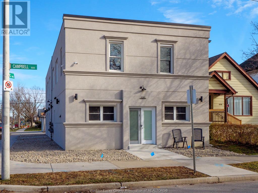 1010 Campbell, Windsor, ON N9B 2J3
