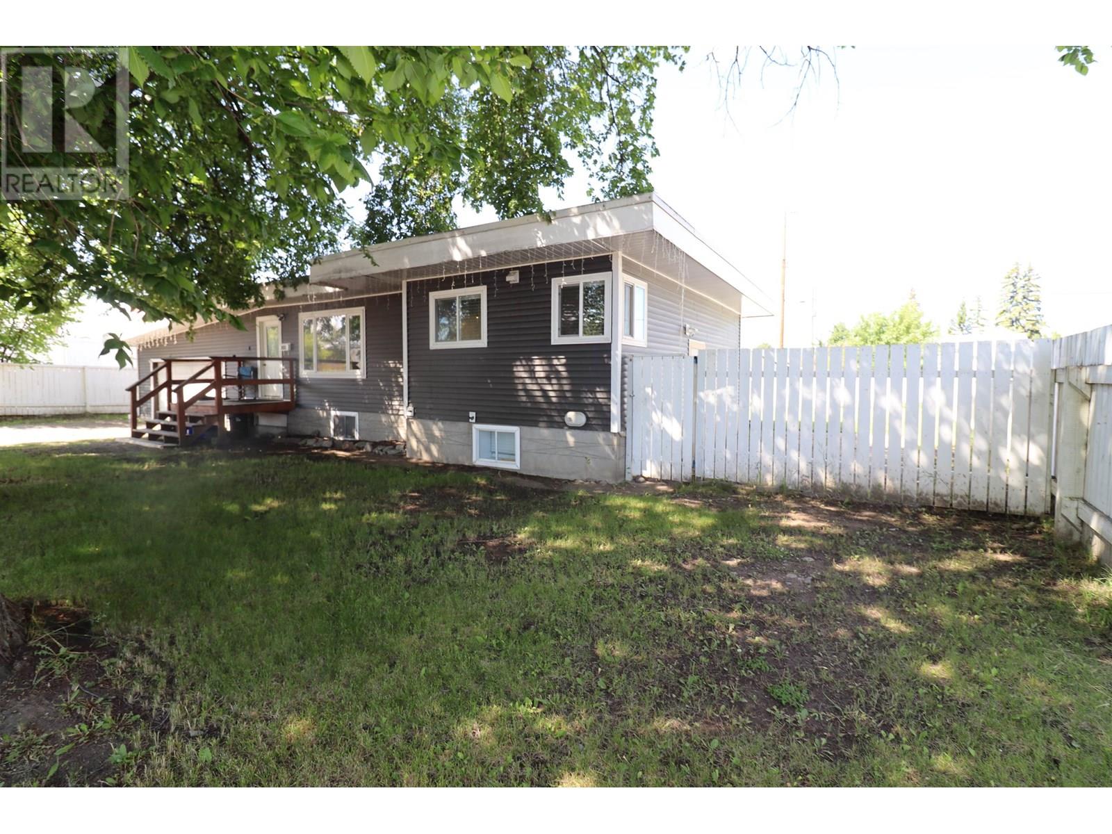 1933 Upland St, Prince George, BC V2L 2V5