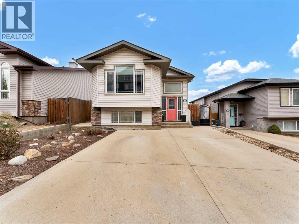 26 Terrace Vw NE, Medicine Hat, AB T1C 0A3
