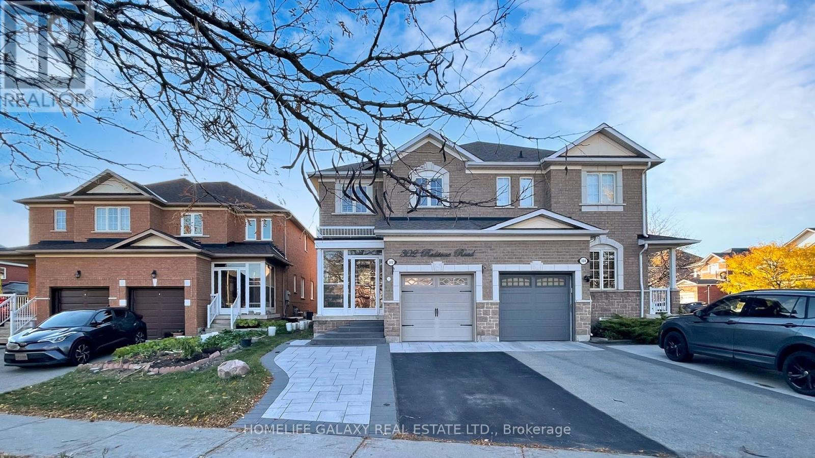 302 Redstone Rd, Richmond Hill, ON L4S 2V6