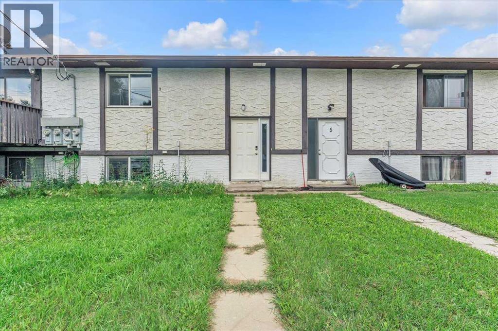 50 8 Avenue Se Unit 6, High River, AB T1V 1E8