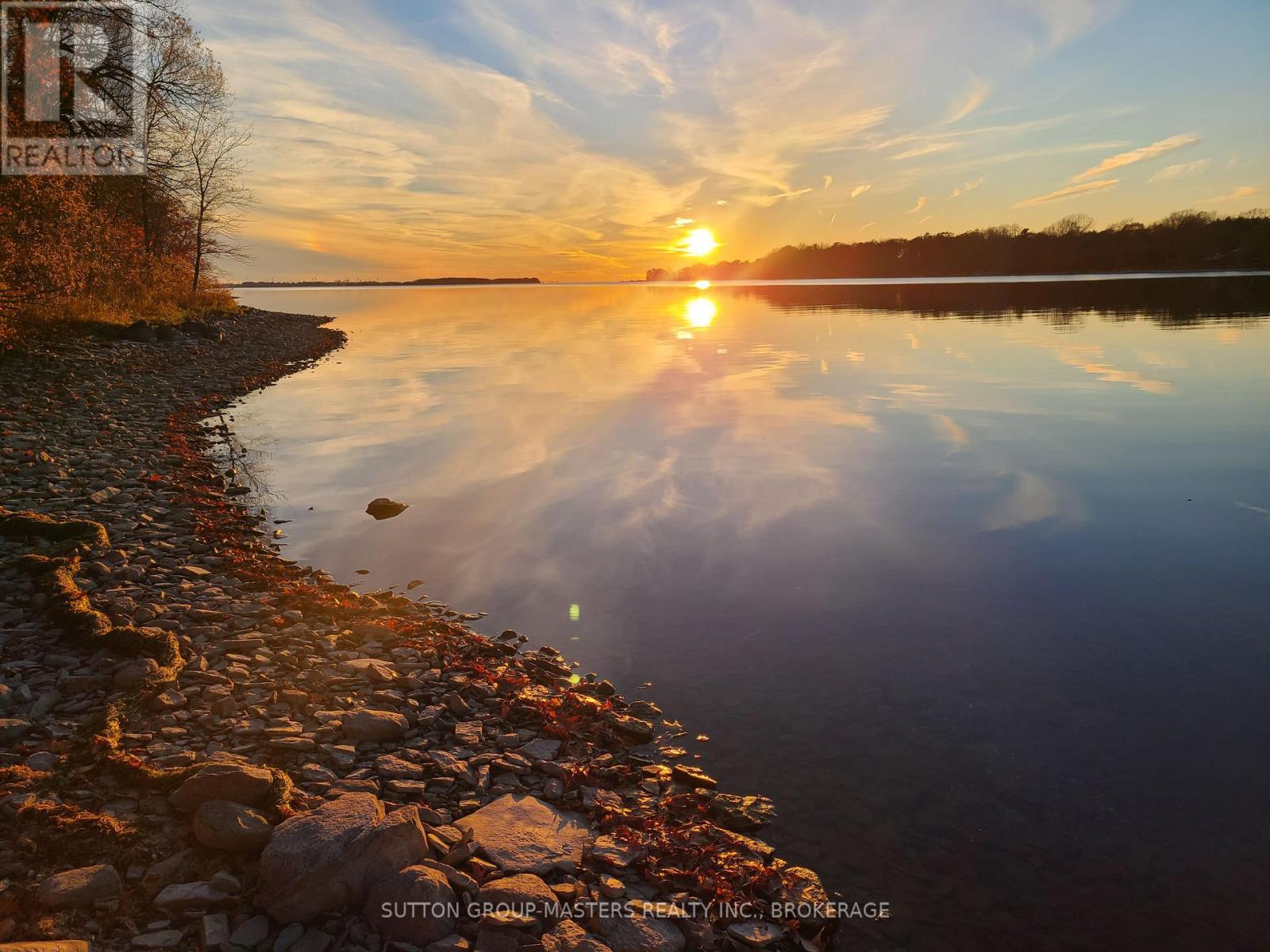314 Baseline Rd, Frontenac Islands, ON K7G 2V6