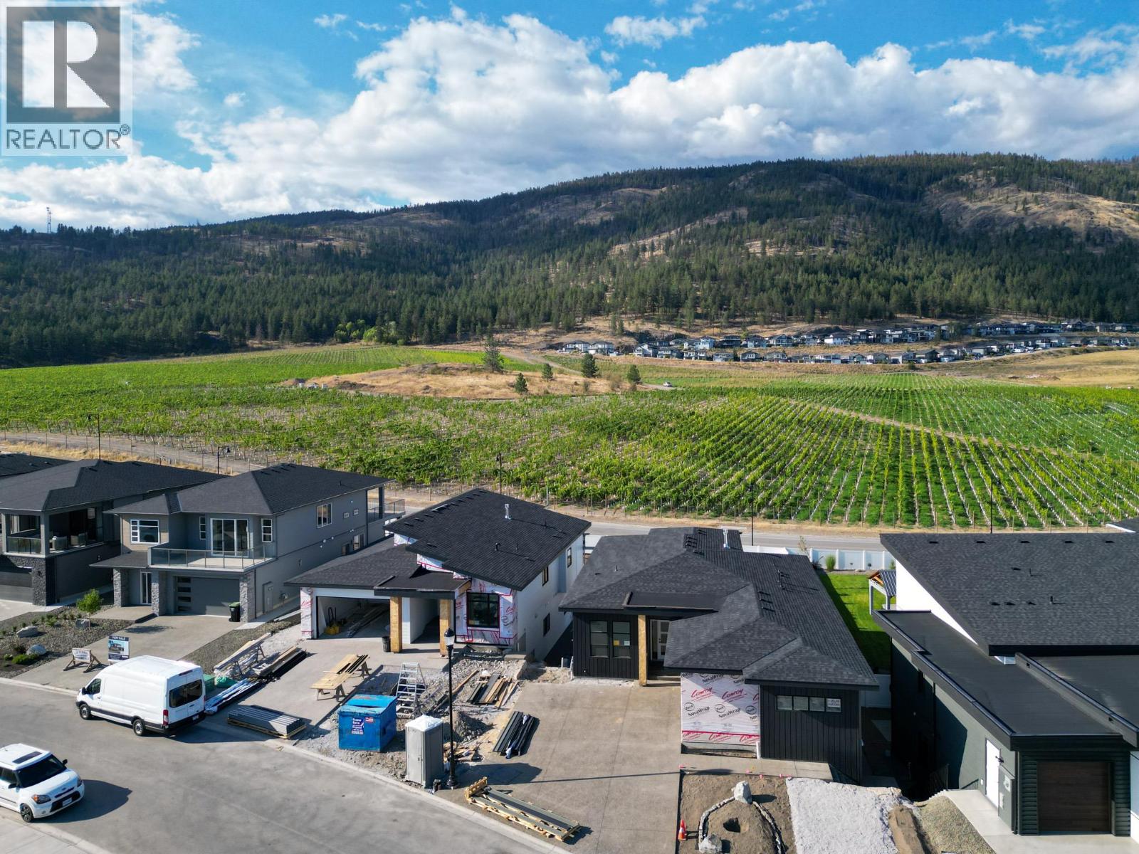 2540 Pinnacle Ridge Dr, West Kelowna, BC V4T 0G4