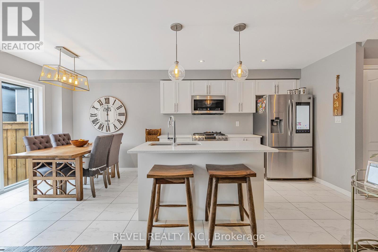 154 Maclachlan Ave, Haldimand, ON N3W 0C9