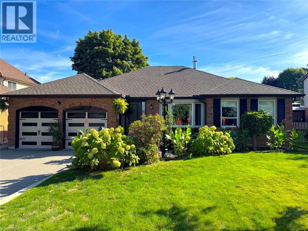 375 Melanie Cres, Hamilton, ON L9G 4B1
