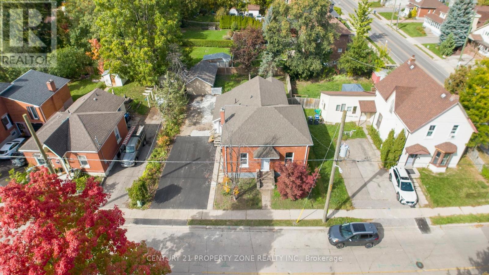 72 Nelson St E, Brampton, ON L6V 1E2