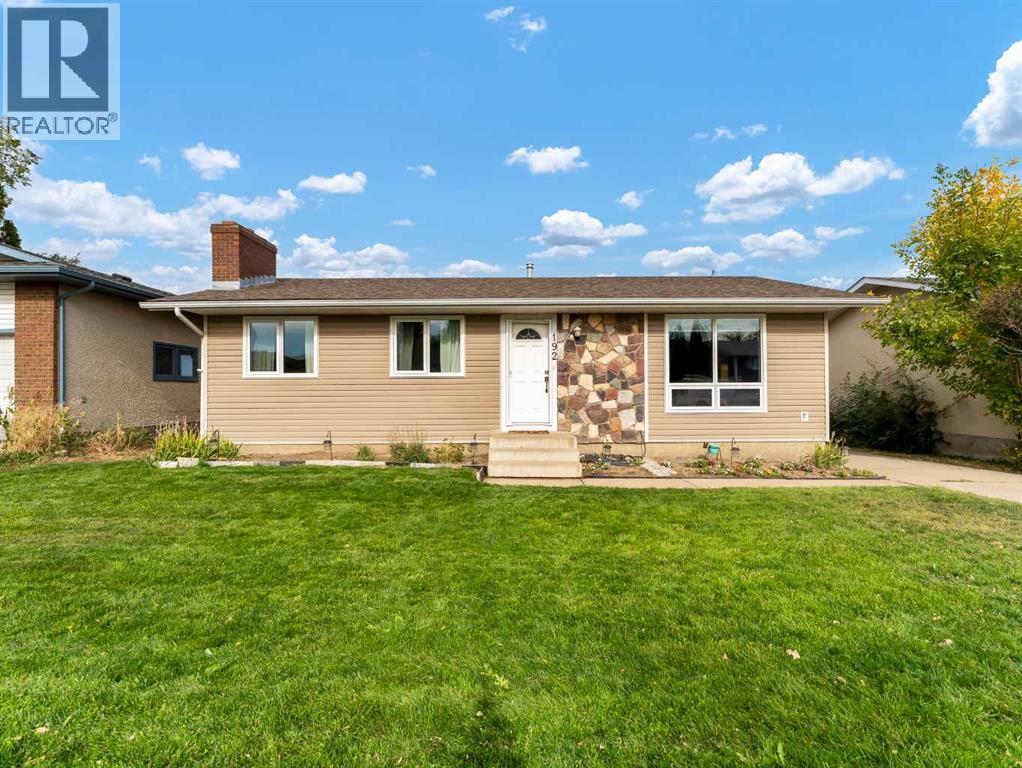192 Seven Persons Dr SW, Medicine Hat, AB T1B 2C7