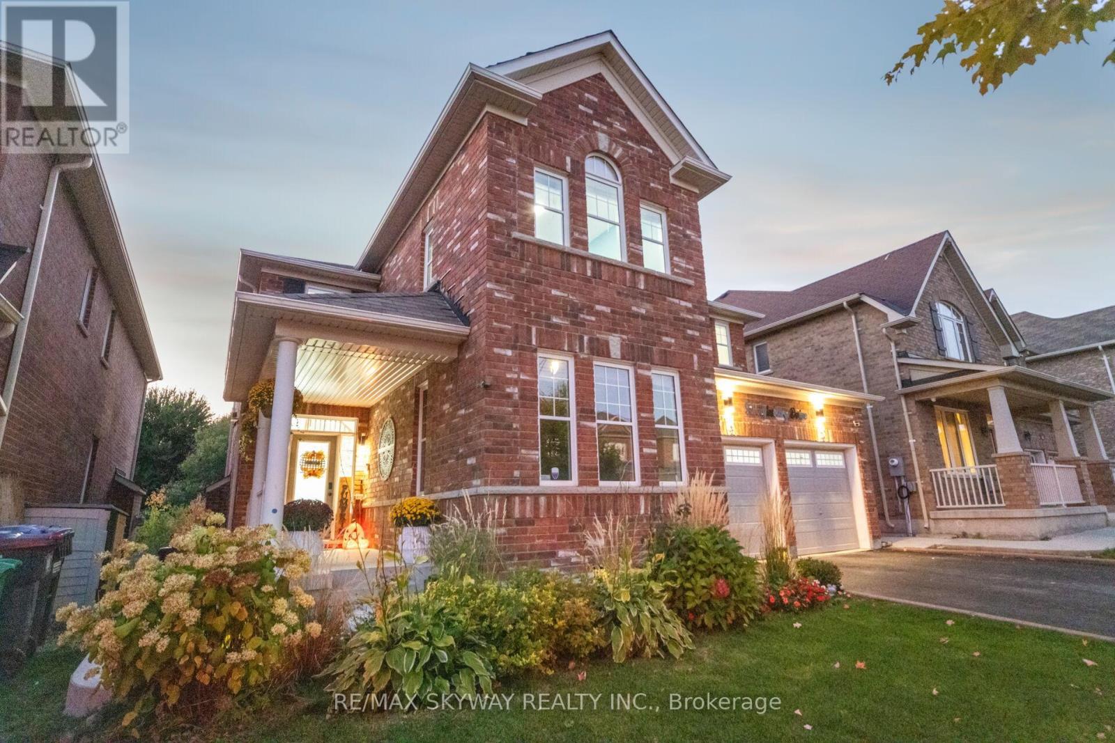 90 Aylesbury Dr, Brampton, ON L7A 0W3