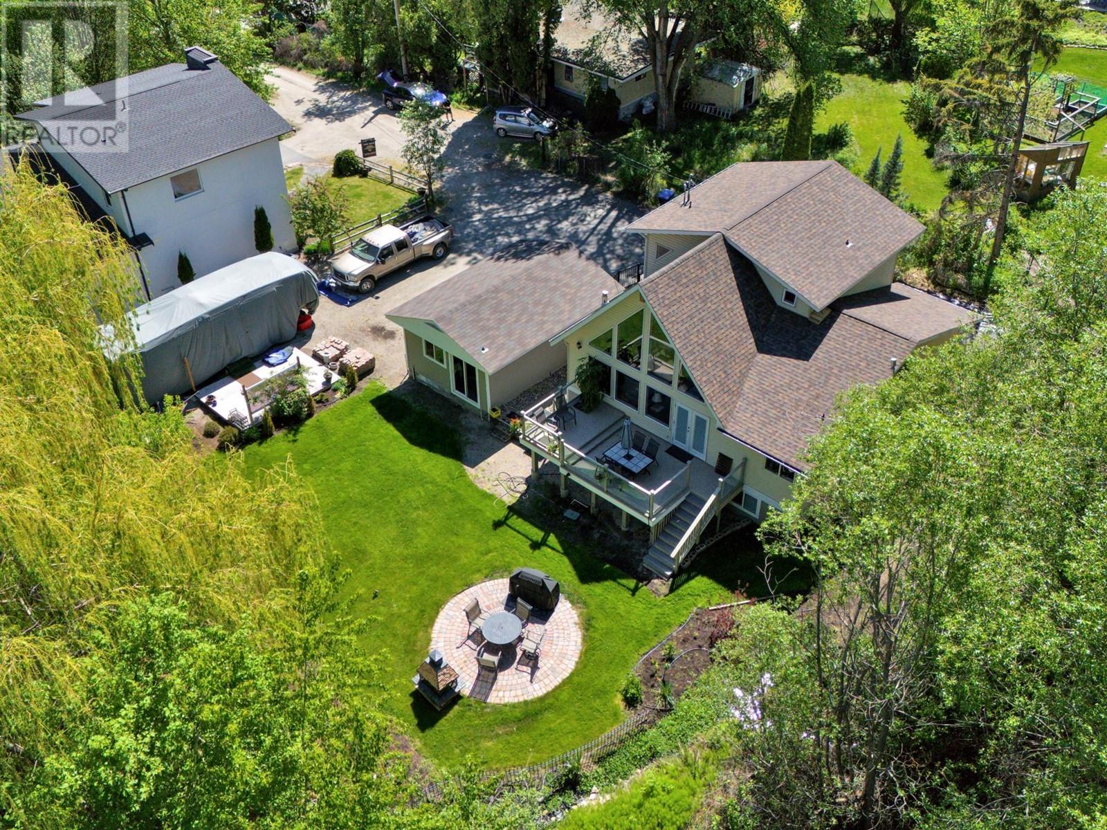 15014 Kato St, Summerland, BC V0H 1Z0