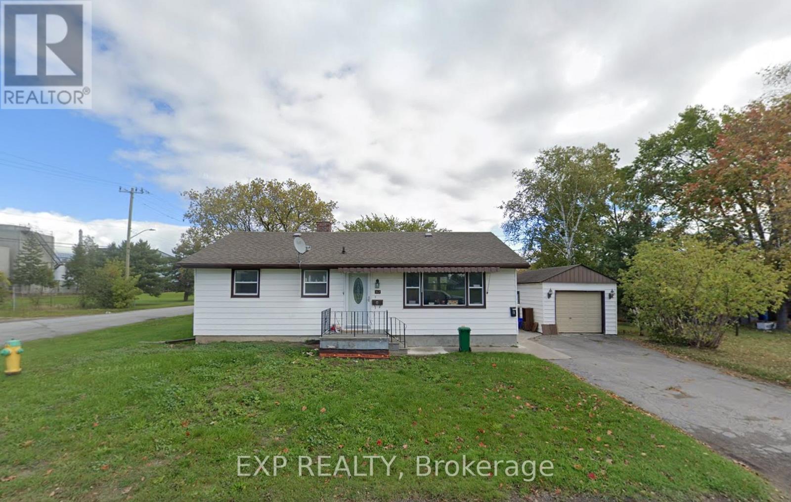 167 Stanley St, Belleville, ON K8N 3Z9
