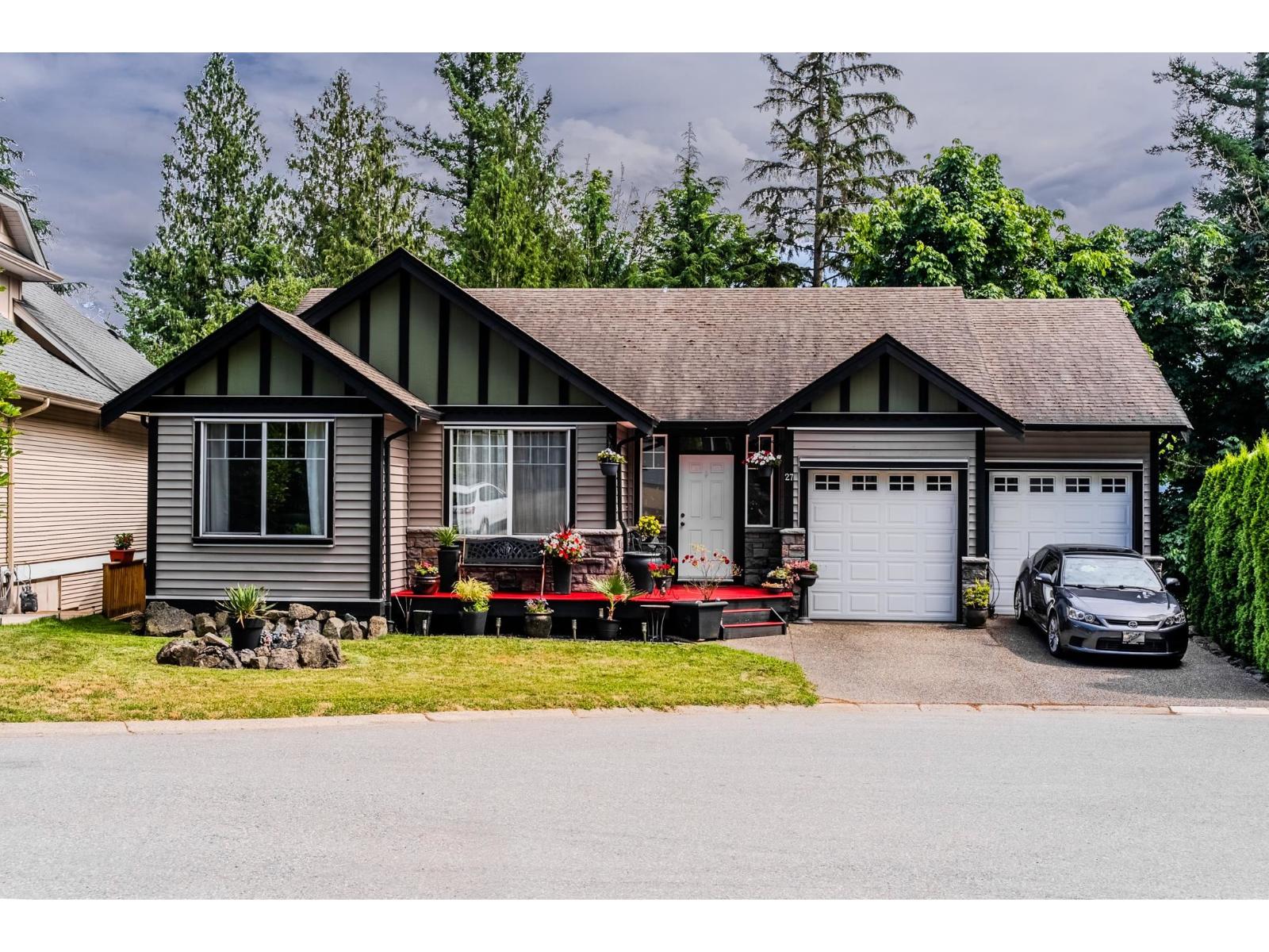 45957 Sherwood Drivepromontory Unit 27, Chilliwack, BC V2R 5Y2