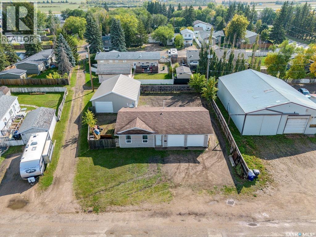 90 2nd Street, Osler, SK S0K 3A0