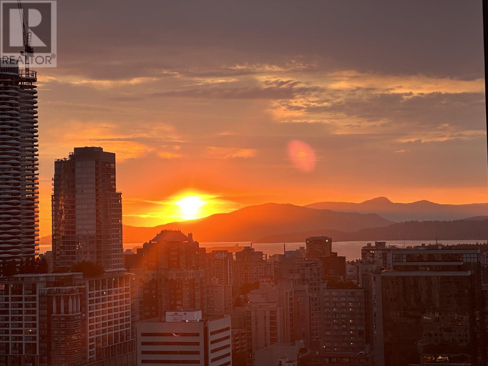 777 Richards Street Unit 3511, Vancouver, BC V6B 0M6
