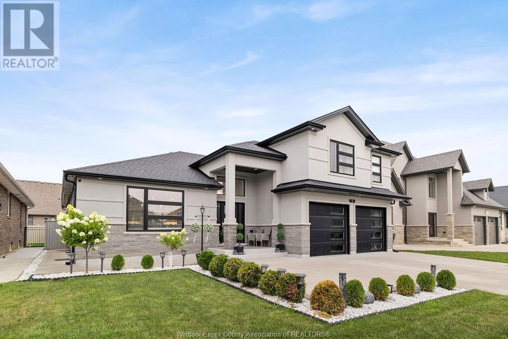 1631 Clearwater Ave, Windsor, ON N8P 0E9