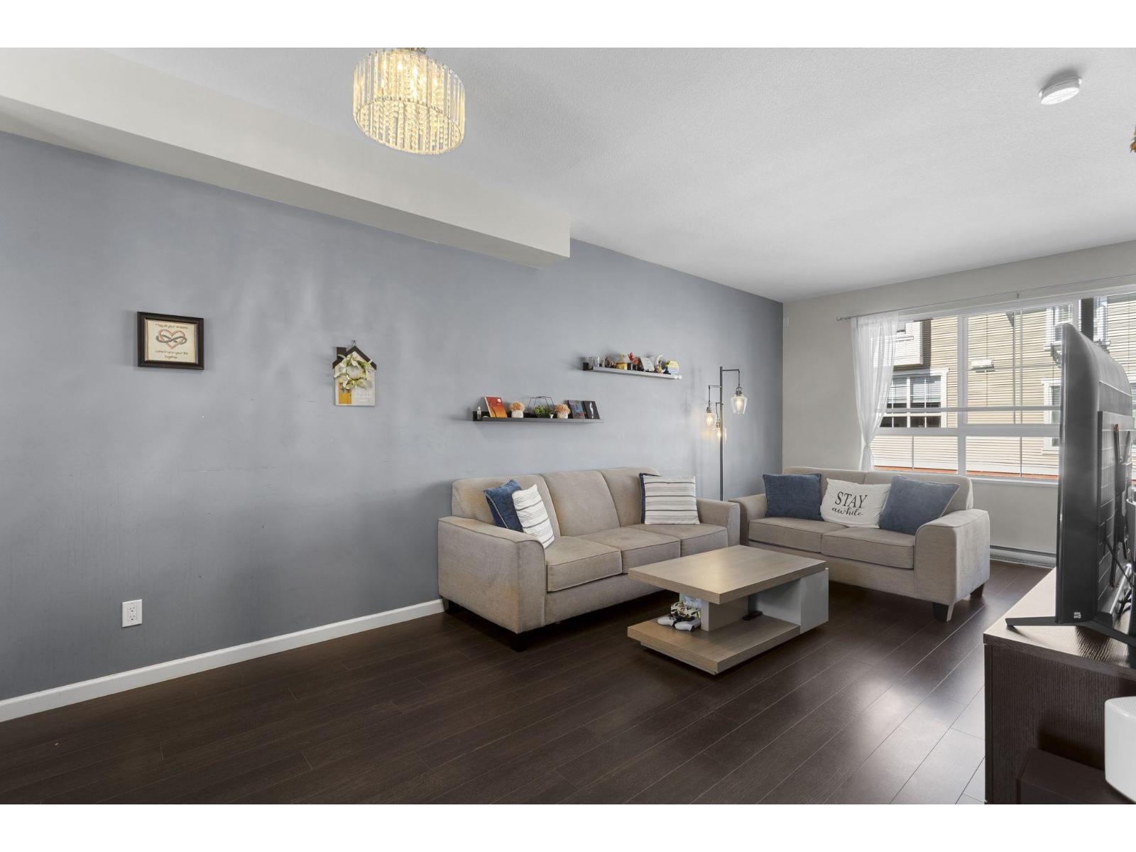 19505 68a Avenue Unit 100, Surrey, BC V4N 6K3