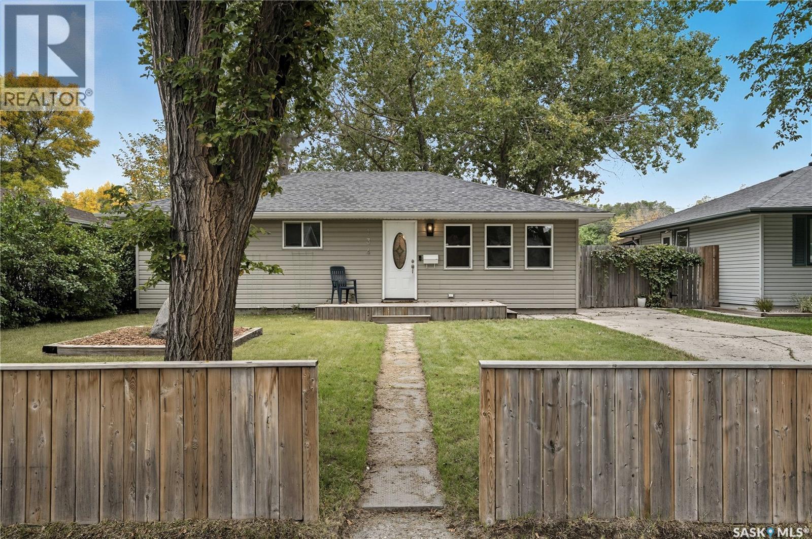 134 Cornwall St N, Regina, SK S4R 2Z9