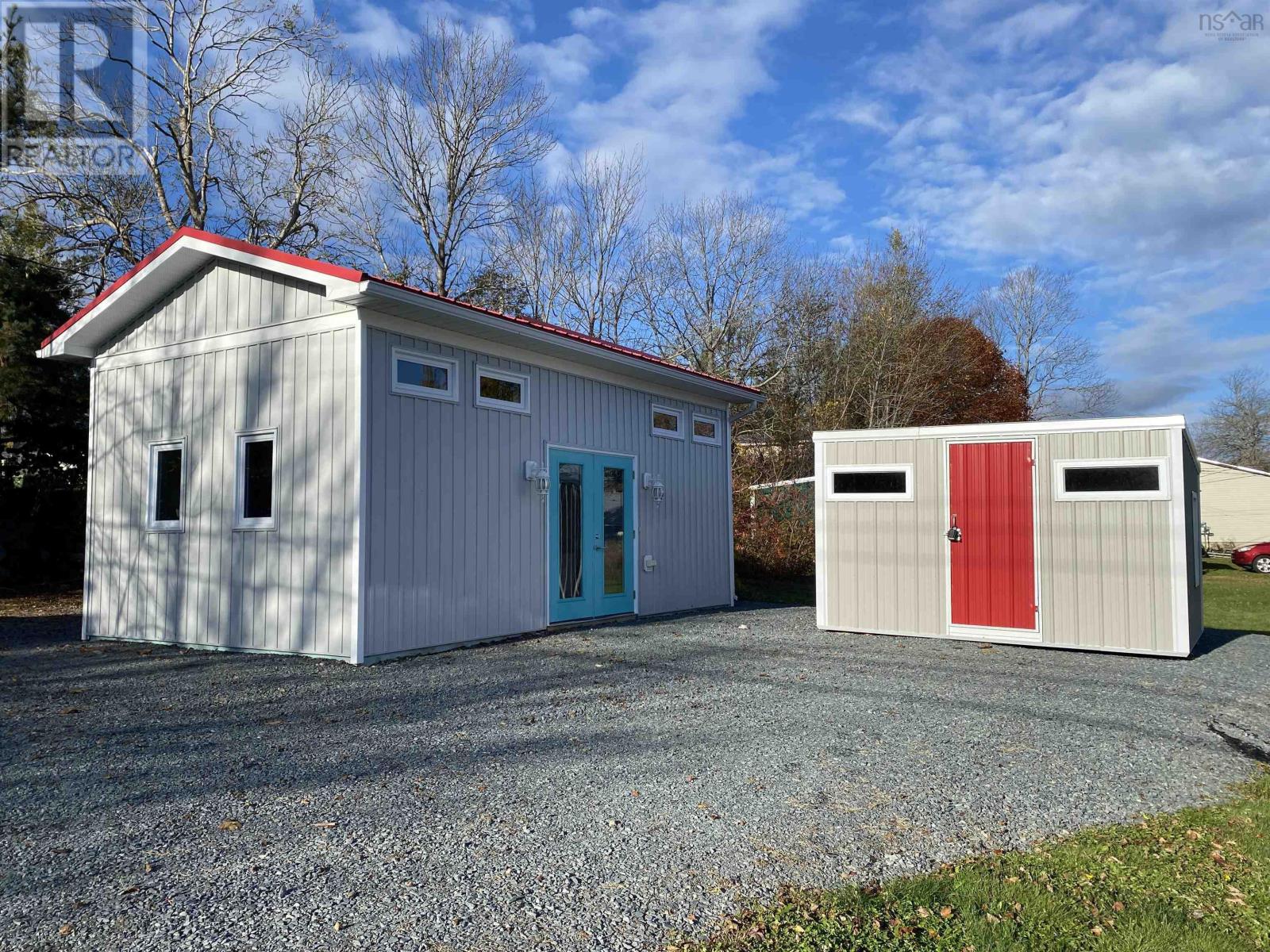 52 Wolfe St, Liverpool, NS B0T 1K0