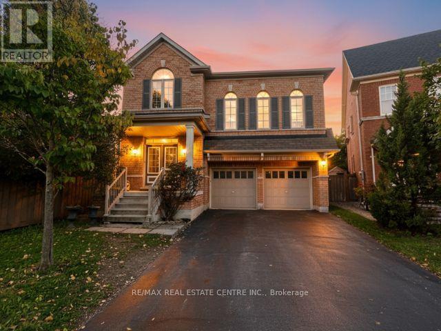 450 Tilt Pt, Milton, ON L9T 7Y5