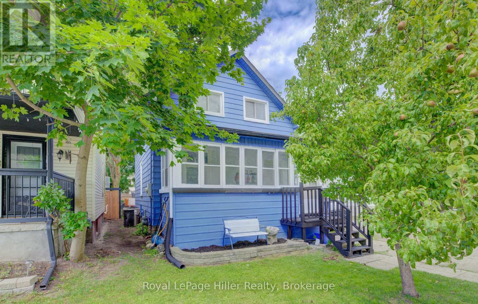 104 Trinity St, Stratford, ON N5A 4P6