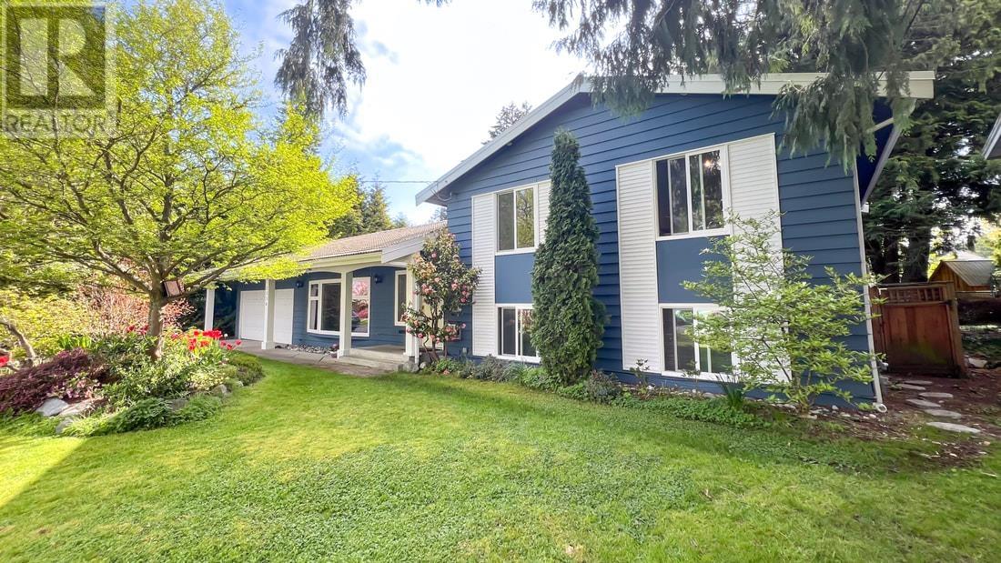 5334 Upland Dr, Delta, BC V4M 2G4