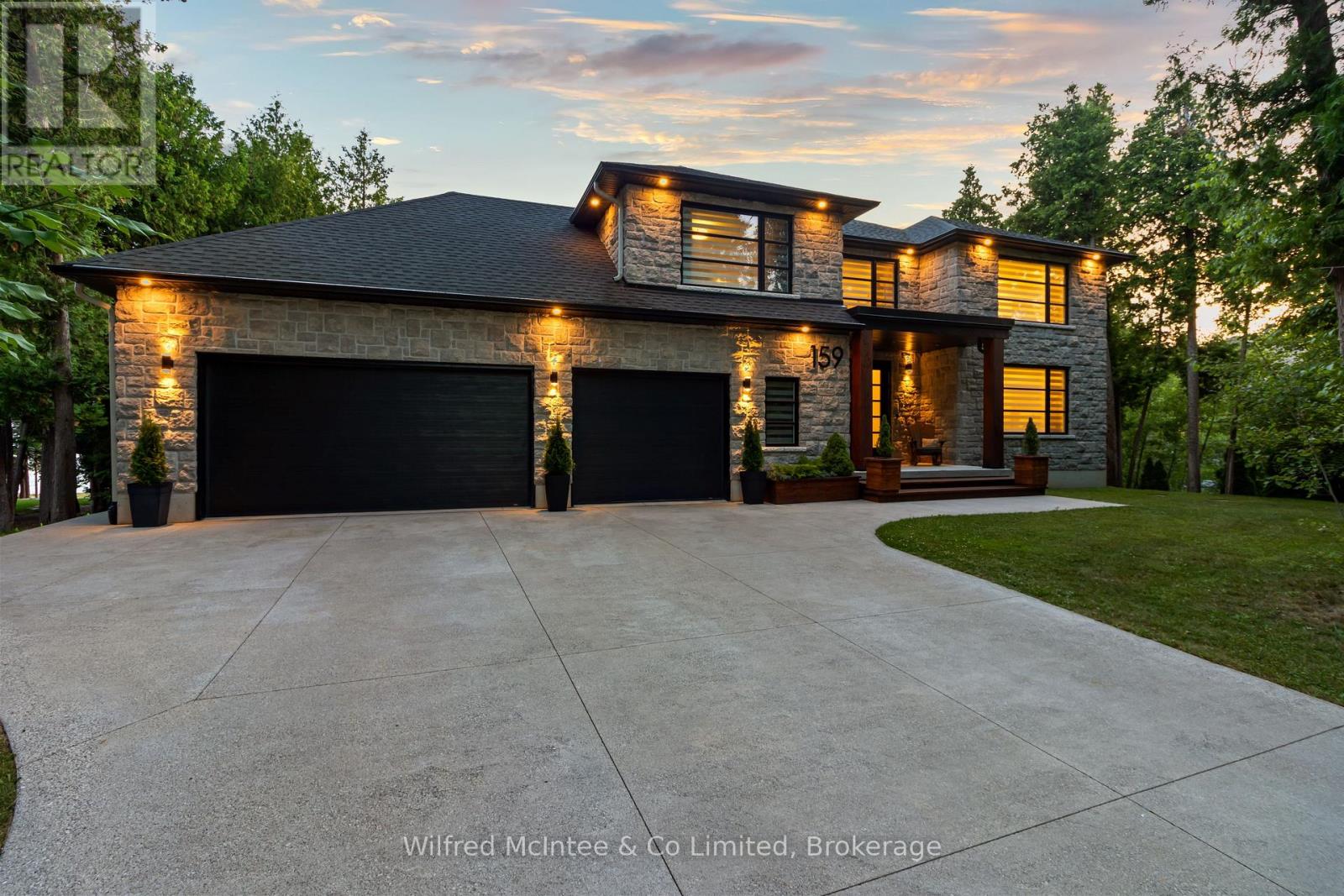 159 Upper Lorne Beach Rd, Kincardine, ON N0G 2T0