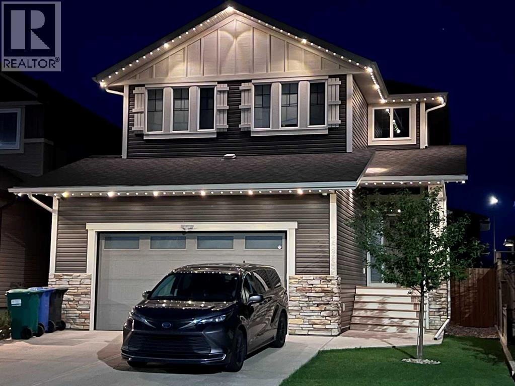100 Riverhurst Cv W, Lethbridge, AB T1K 7A3