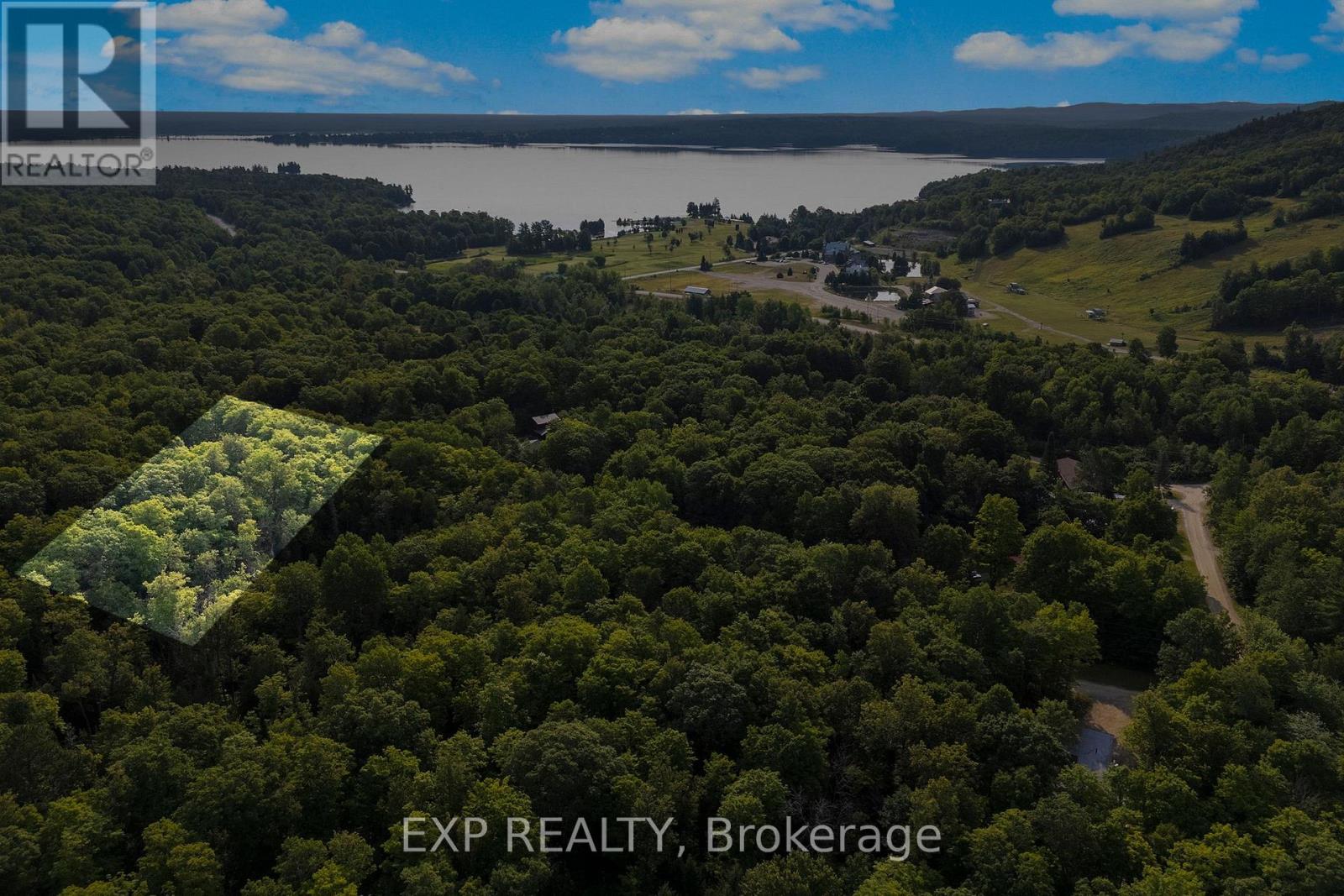 004 Crestview Dr, Greater Madawaska, ON K0J 1H0