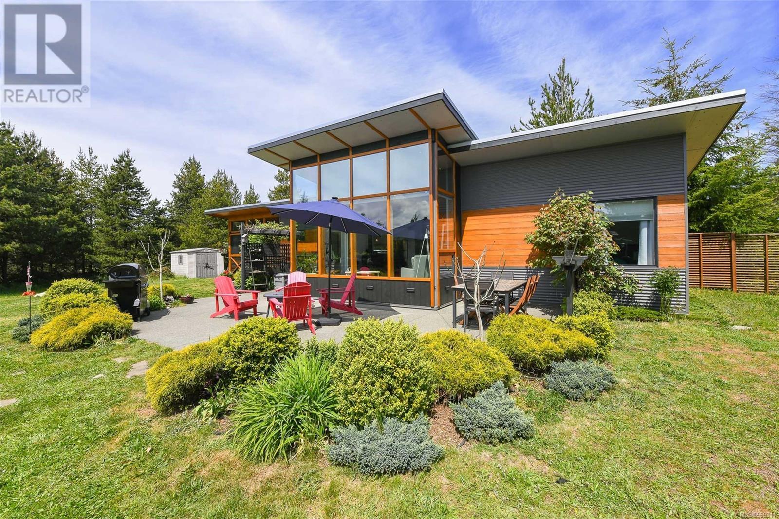 4131 Pinecrest Rd, Denman Island, BC V0R 1T0