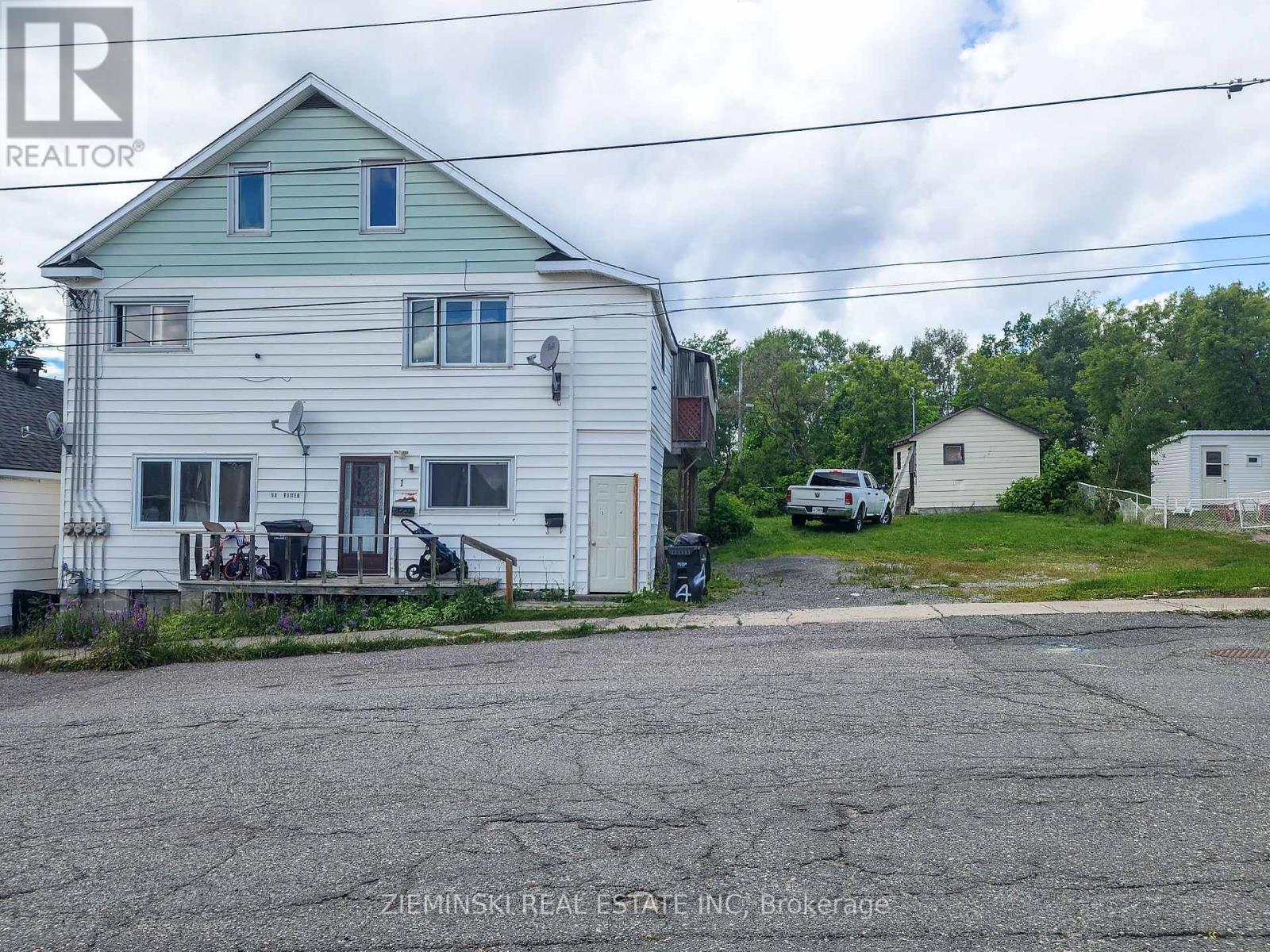 50 And 52 Tower St, Kirkland Lake, ON P2N 1P2