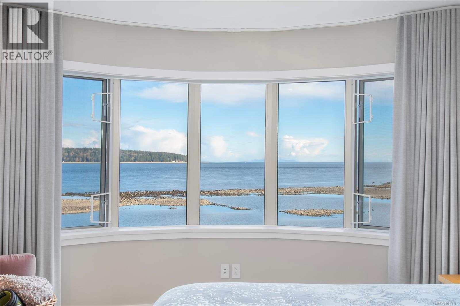 27 Island Hwy S Unit 2304 Hwy, Campbell River, BC V9W 1A2