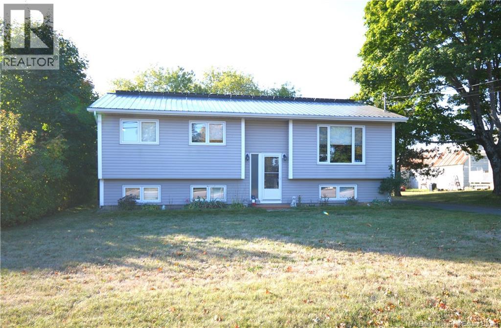 671 Main St, Shediac, NB E4P 2C8
