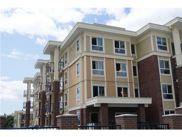 13883 Laurel Drive Unit 618, Surrey, BC V3T 1A8