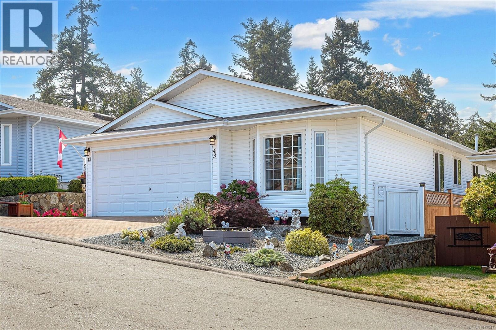 43 Eagle Ln, View Royal, BC V9A 7M2