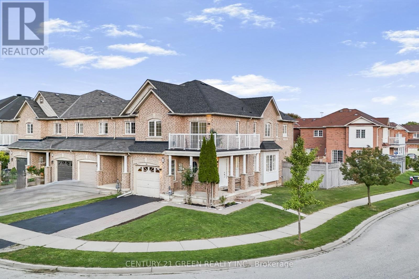 35 Samantha Cres, Brampton, ON L6Z 0A6