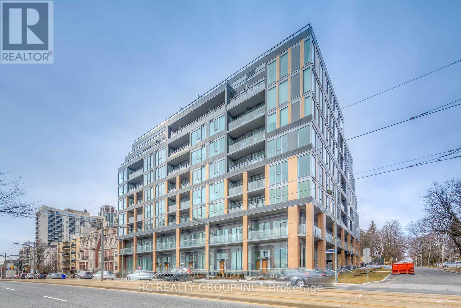 302 6 Parkwood Ave, Toronto, ON M4V 1V1