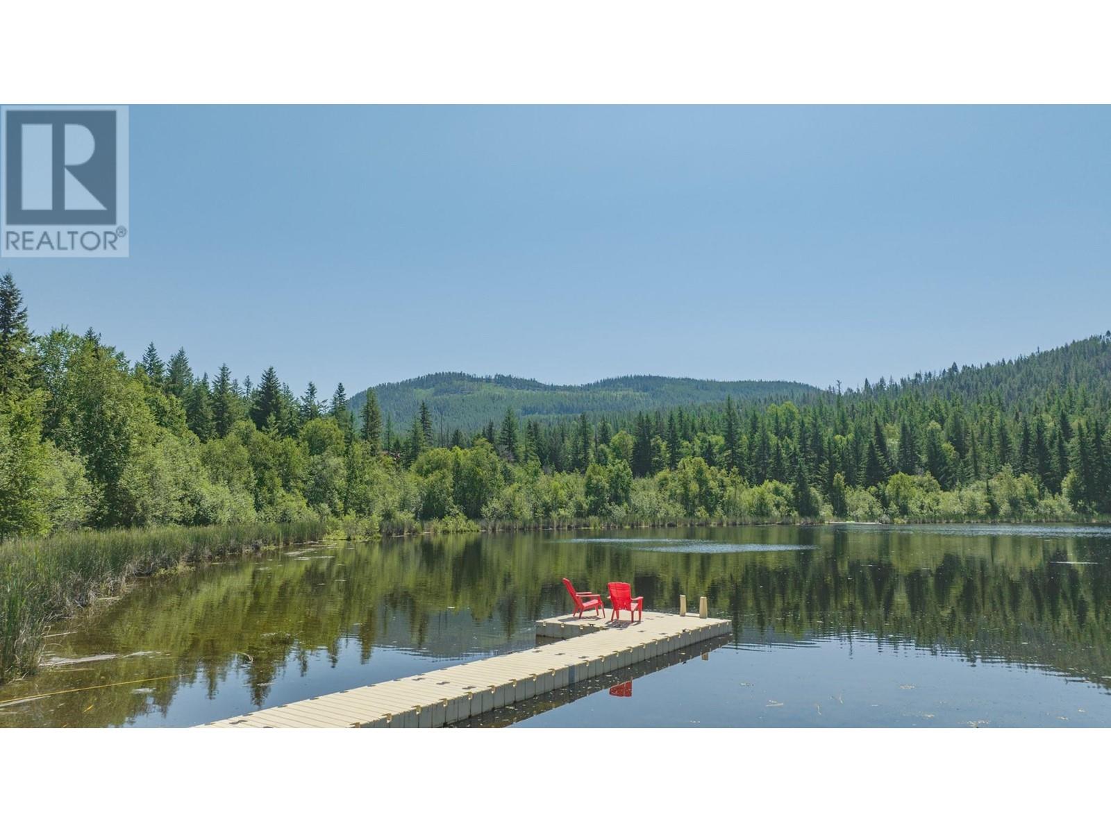 592 Bear Valley Rd, Lumby, BC V0E 2G1