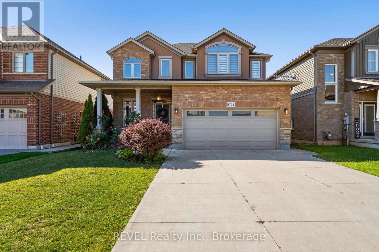 5767 Osprey Ave, Niagara Falls, ON L2H 0G2