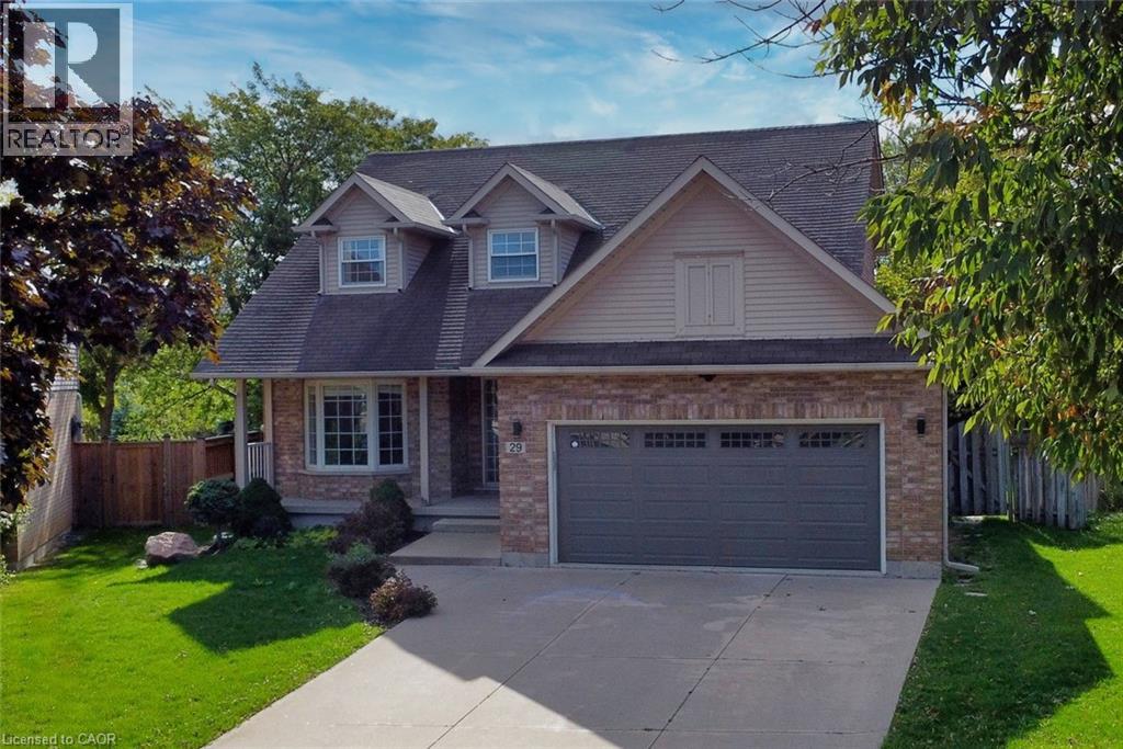 29 Riviera Rdg, Hamilton, ON L8E 5E6